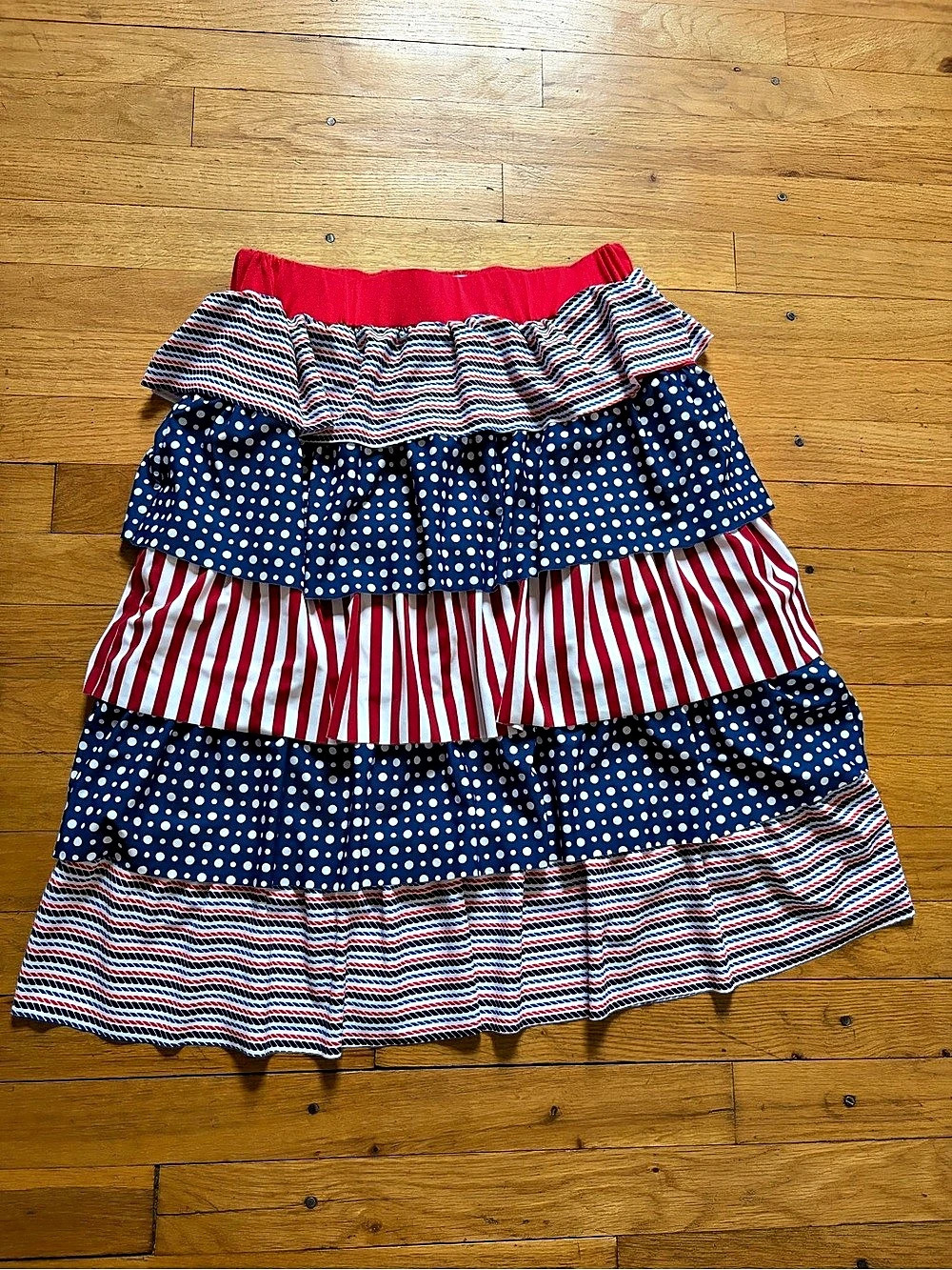 Dainty Jewell's Women’s Tiered Skirt Blue & Red Small NWOT